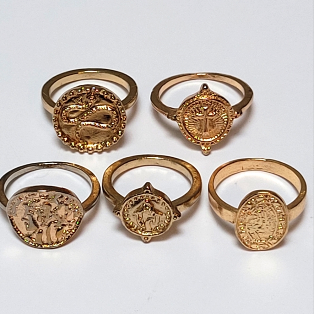 5 GOLD TONE FASHION JEWELRY | Rings